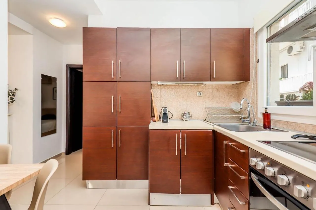 Happy Traveller - Luxury, Free Parking Apartman Szaloniki